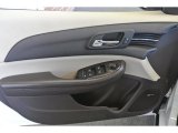 2015 Chevrolet Malibu LT Door Panel