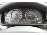 2012 BMW 5 Series 528i xDrive Sedan Gauges