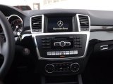 2015 Mercedes-Benz GL 350 BlueTEC 4Matic Controls