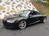 2012 Audi R8 4.2 FSI quattro Front 3/4 View