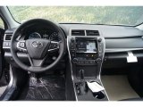 2015 Toyota Camry Hybrid XLE Dashboard