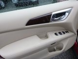 2015 Nissan Pathfinder SL 4x4 Door Panel