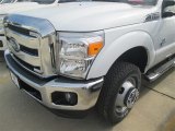 2015 Oxford White Ford F350 Super Duty XLT Crew Cab 4x4 DRW #98464375