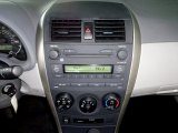 2009 Toyota Corolla LE Controls