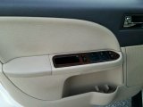 2009 Ford Taurus SEL Door Panel