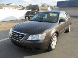 2009 Hyundai Sonata GLS Front 3/4 View