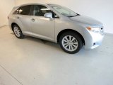 2015 Toyota Venza LE Front 3/4 View