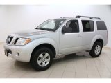 2010 Nissan Pathfinder S 4x4 Front 3/4 View