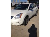 2013 Pearl White Nissan Rogue S #99764955