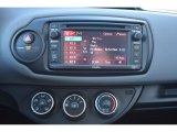 2015 Toyota Yaris 5-Door L Controls