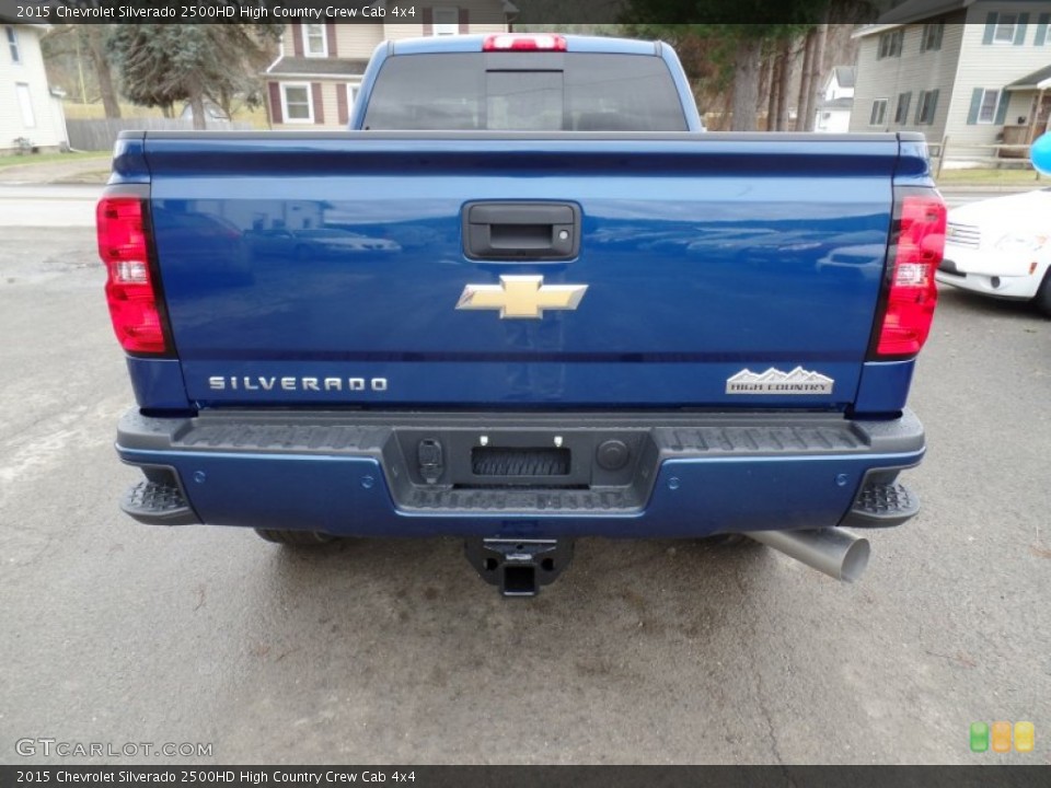 2015 Chevrolet Silverado 2500HD Badges and Logos