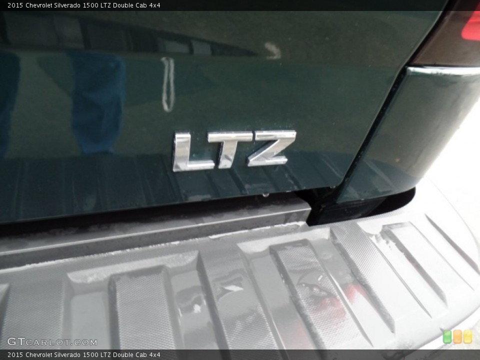 2015 Chevrolet Silverado 1500 Custom Badge and Logo Photo #100200128
