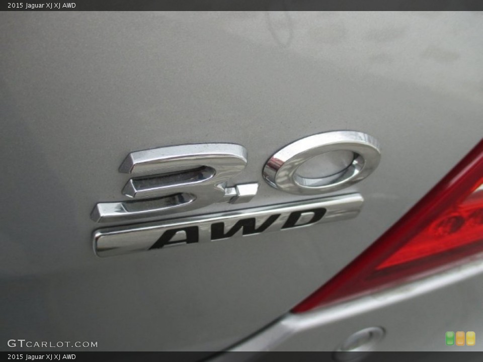 2015 Jaguar XJ Badges and Logos