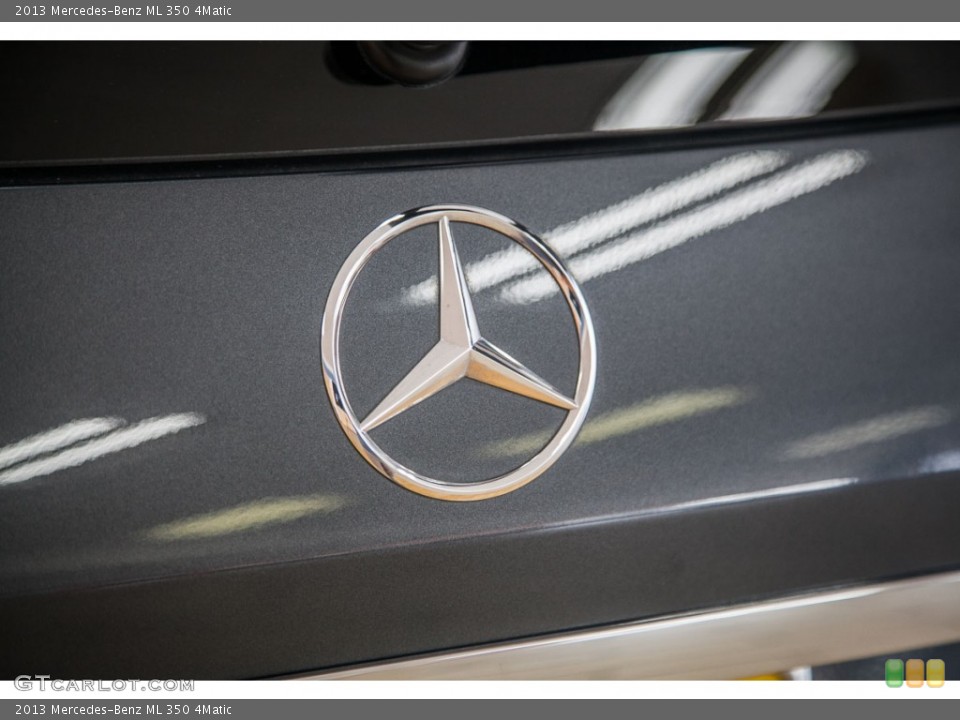 2013 Mercedes-Benz ML Badges and Logos
