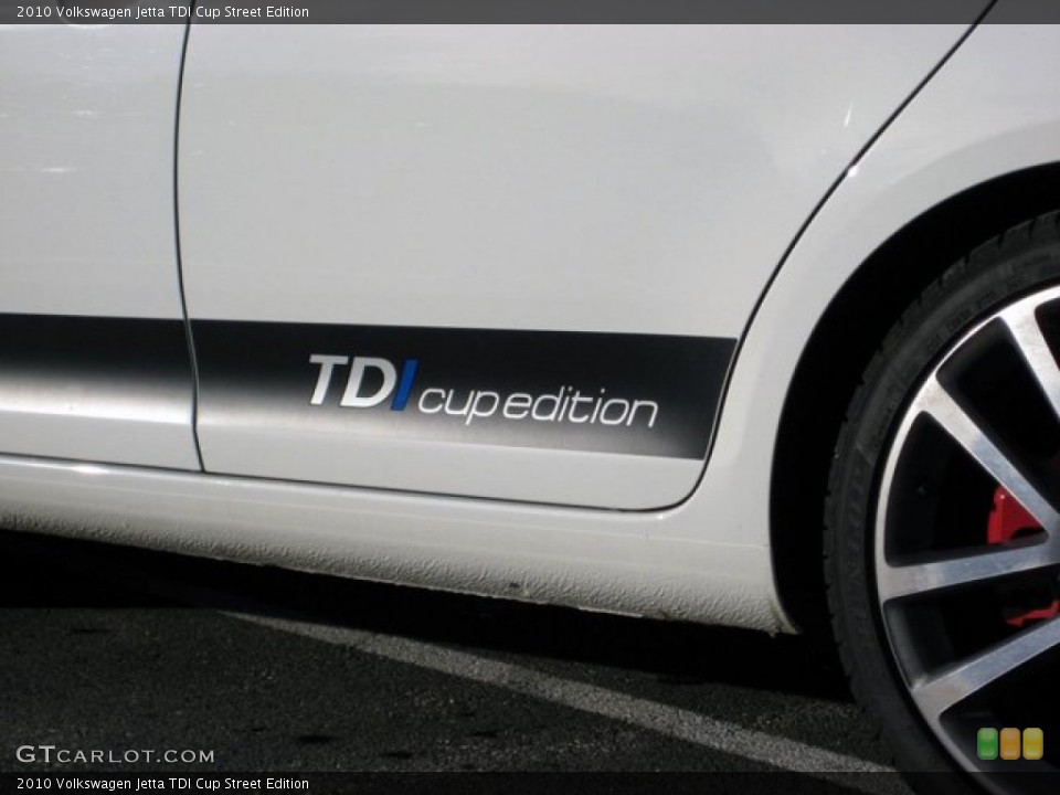 2010 Volkswagen Jetta Custom Badge and Logo Photo #103717697