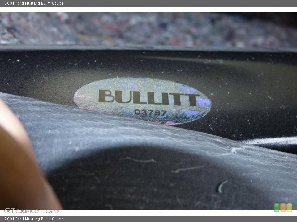 2001 Ford Mustang Badges and Logos