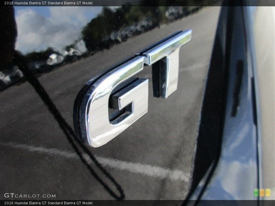 2016 Hyundai Elantra GT Badges and Logos