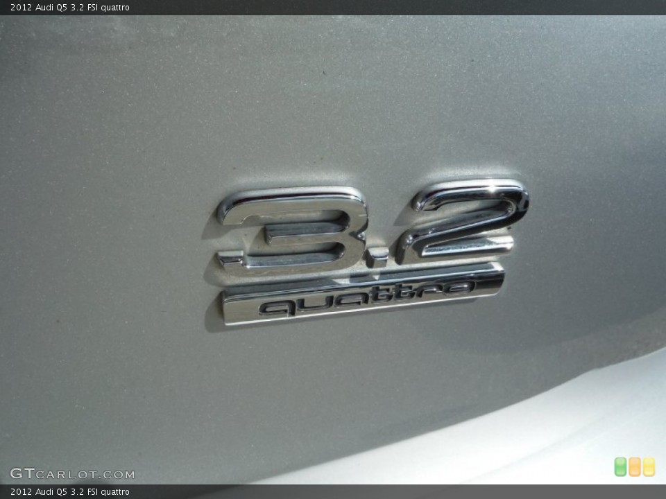 2012 Audi Q5 Badges and Logos