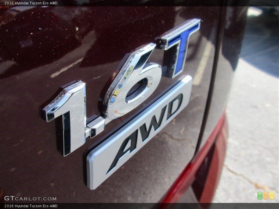 2016 Hyundai Tucson Badges and Logos