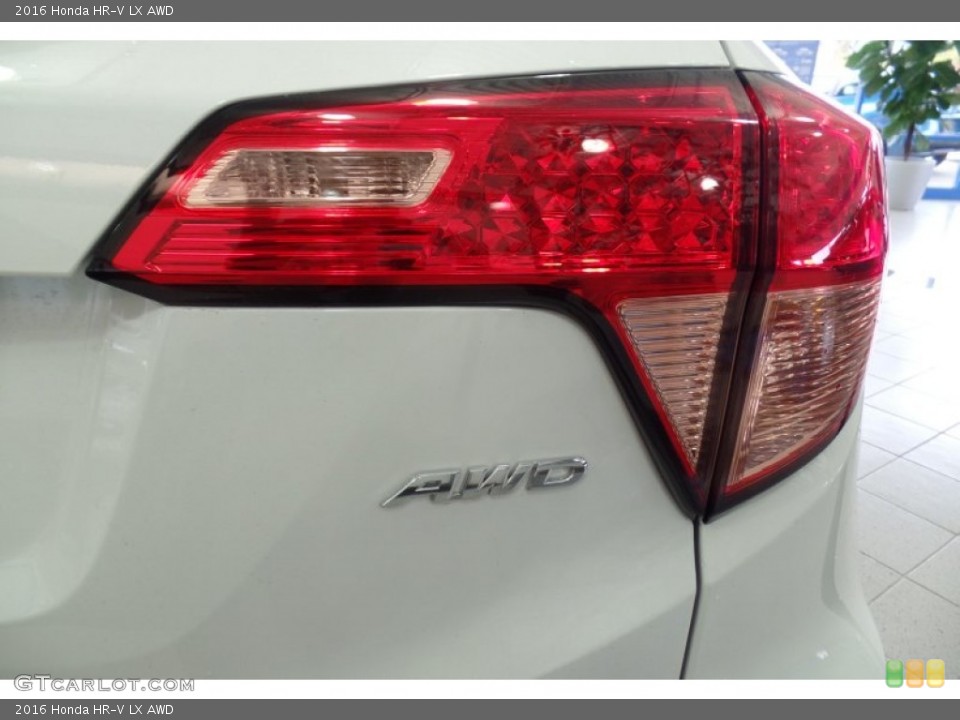 2016 Honda HR-V Custom Badge and Logo Photo #107801039