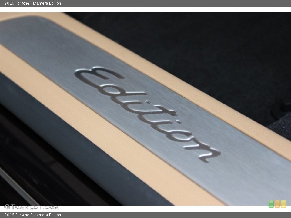 2016 Porsche Panamera Badges and Logos