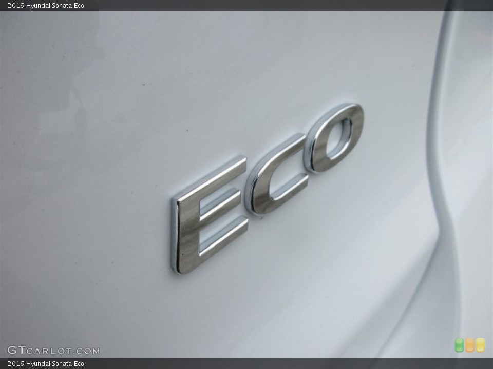 2016 Hyundai Sonata Badges and Logos