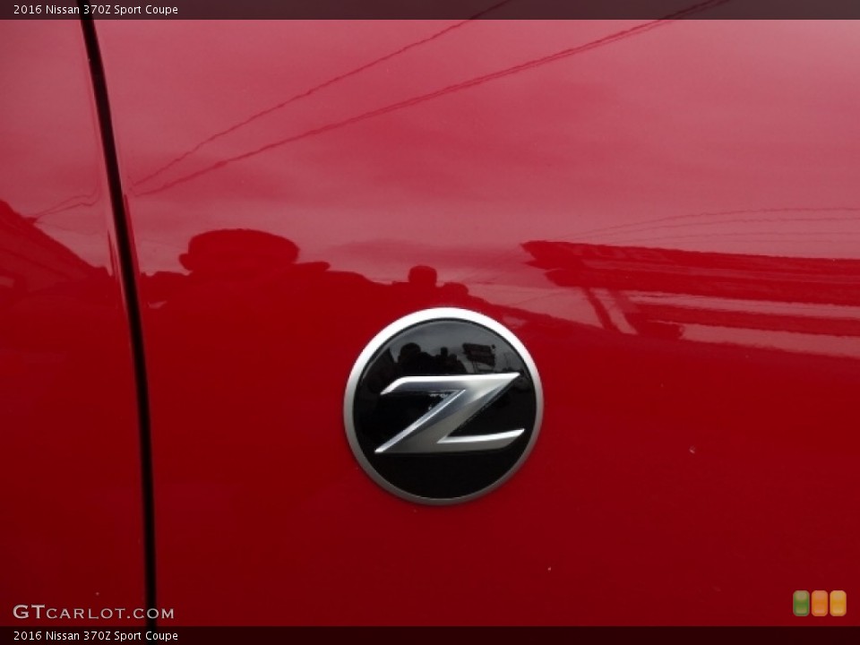 2016 Nissan 370Z Badges and Logos