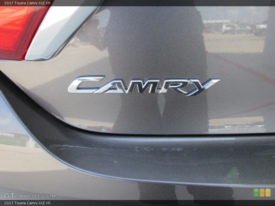 2017 Toyota Camry Custom Badge and Logo Photo #114776894