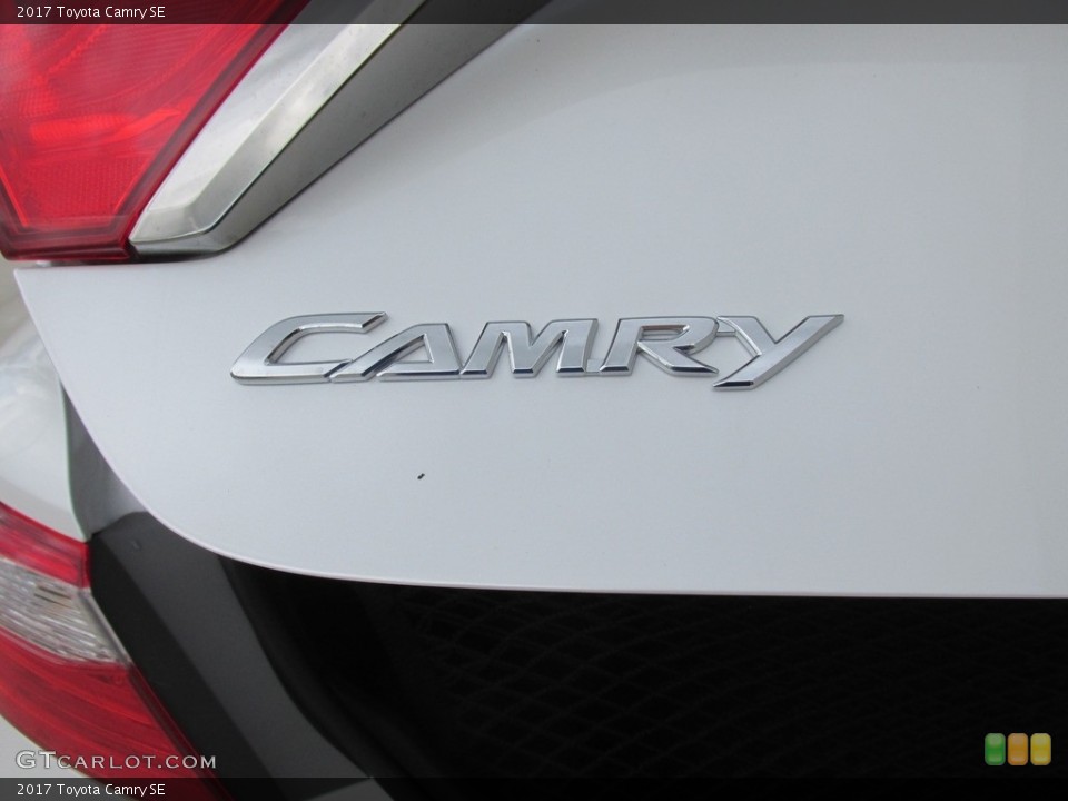 2017 Toyota Camry Custom Badge and Logo Photo #115048783