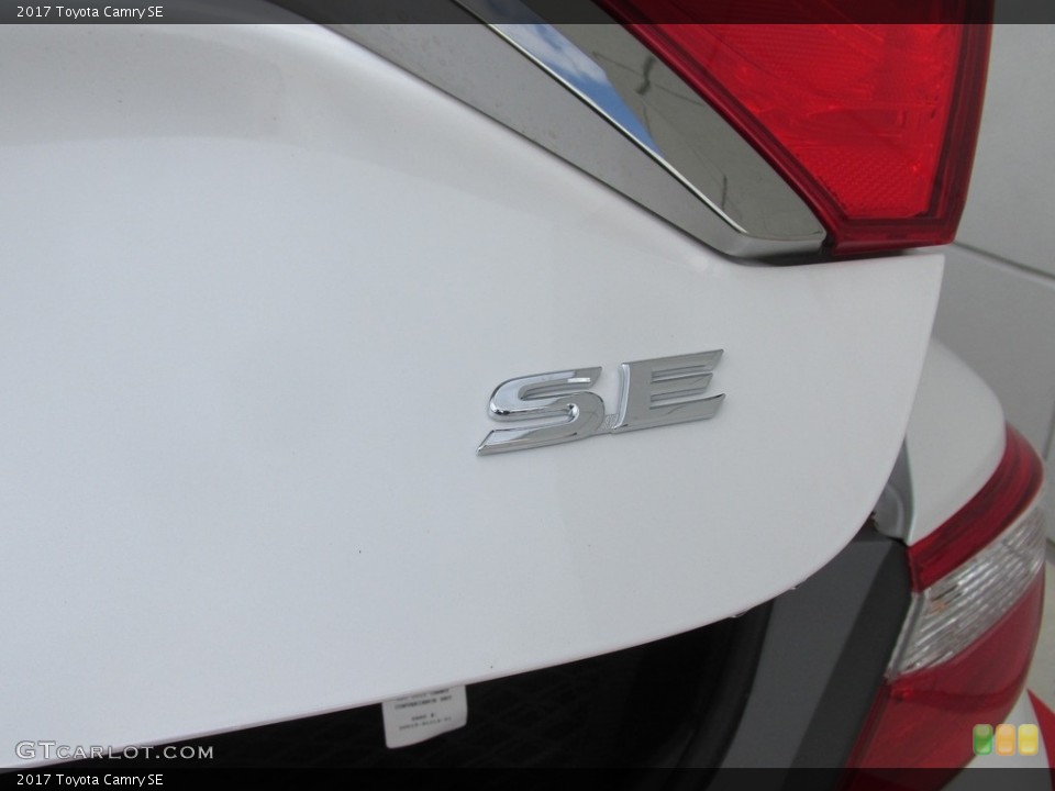 2017 Toyota Camry Custom Badge and Logo Photo #115048797