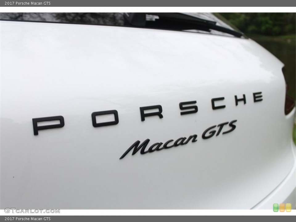 2017 Porsche Macan Custom Badge and Logo Photo #115089089