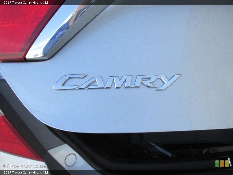 2017 Toyota Camry Custom Badge and Logo Photo #115282498