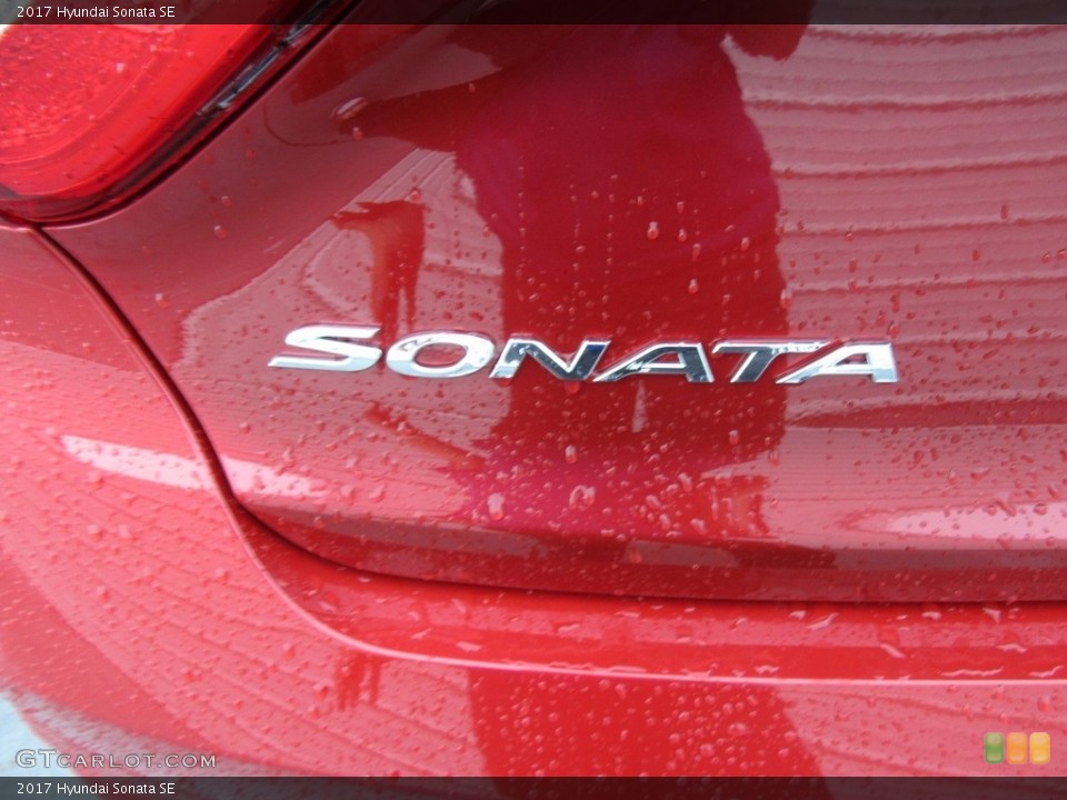 2017 Hyundai Sonata Badges and Logos