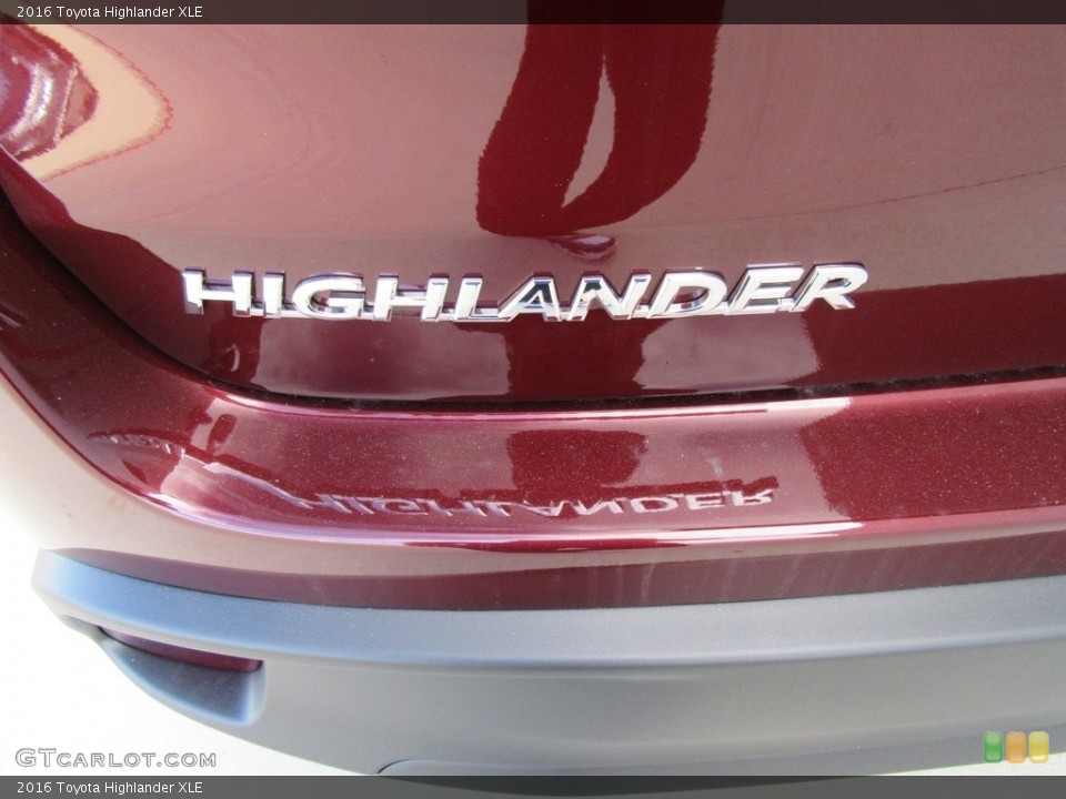 2016 Toyota Highlander Custom Badge and Logo Photo #116934575
