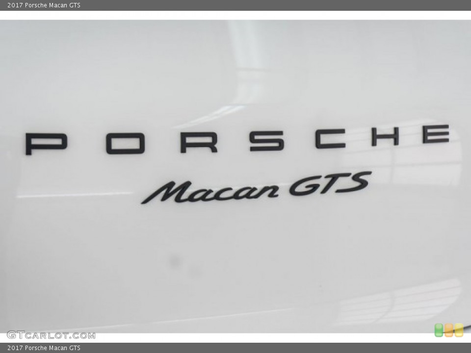 2017 Porsche Macan Custom Badge and Logo Photo #118131959