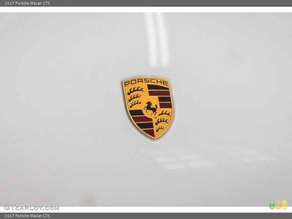 2017 Porsche Macan Custom Badge and Logo Photo #118132166