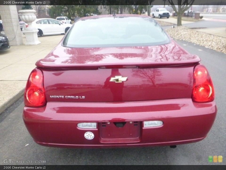 2006 Chevrolet Monte Carlo Badges and Logos