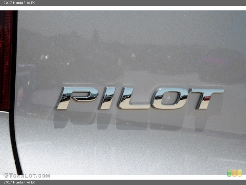 2017 Honda Pilot Badges and Logos