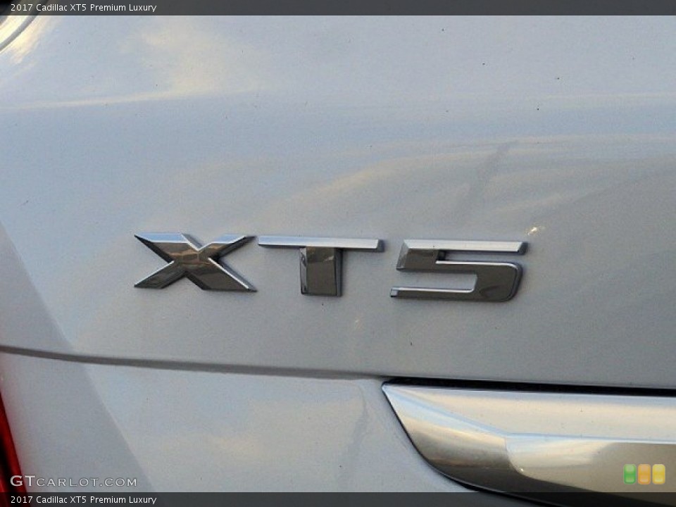 2017 Cadillac XT5 Custom Badge and Logo Photo #118780297