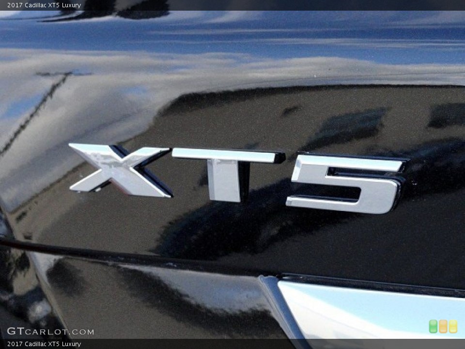 2017 Cadillac XT5 Custom Badge and Logo Photo #118782819