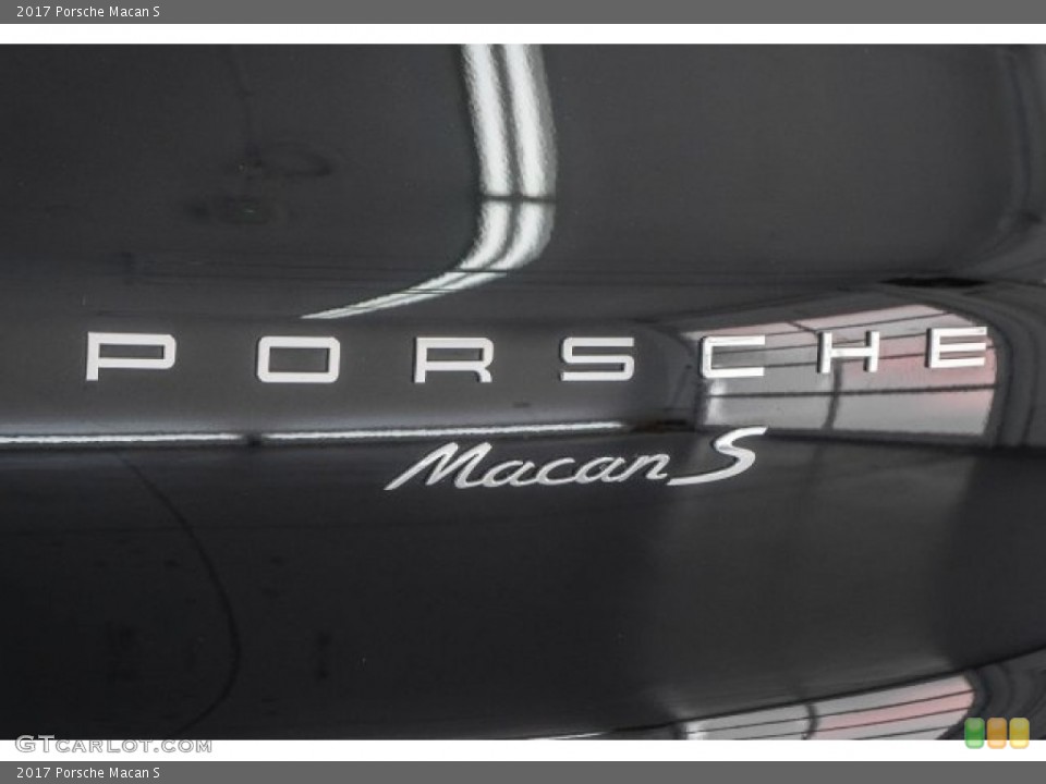 2017 Porsche Macan Custom Badge and Logo Photo #119032278