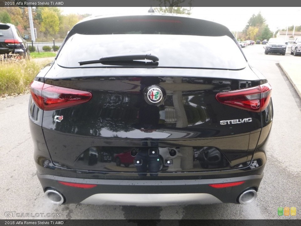 2018 Alfa Romeo Stelvio Custom Badge and Logo Photo #123575125