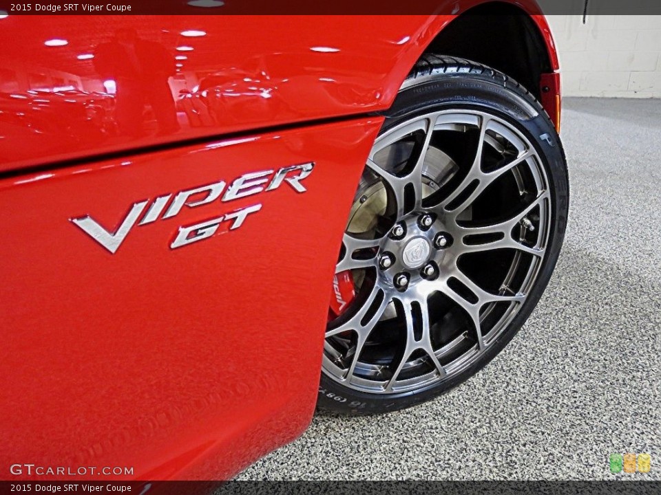 2015 Dodge SRT Viper Custom Badge and Logo Photo #124068708