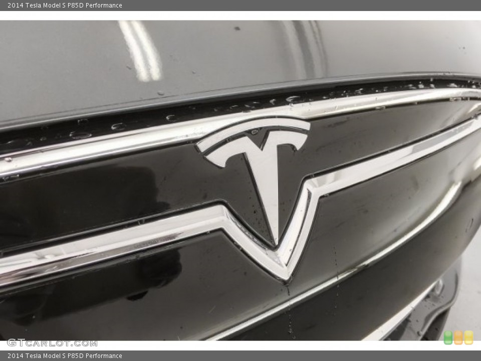 2014 Tesla Model S Badges and Logos