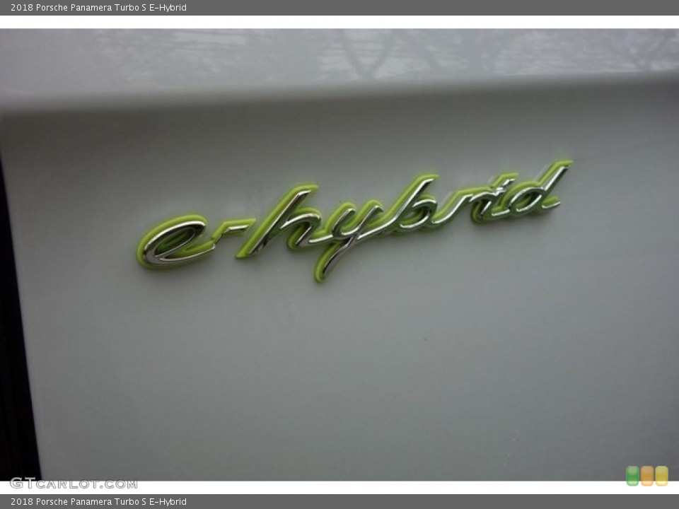 2018 Porsche Panamera Custom Badge and Logo Photo #128082649