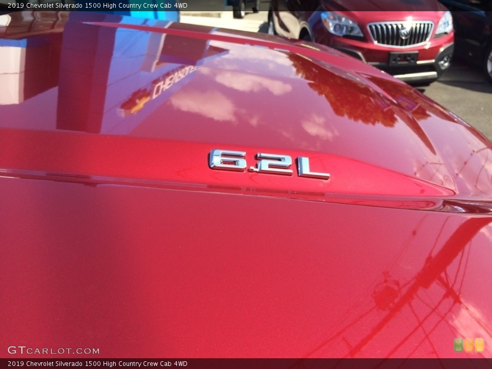 2019 Chevrolet Silverado 1500 Custom Badge and Logo Photo #129113396
