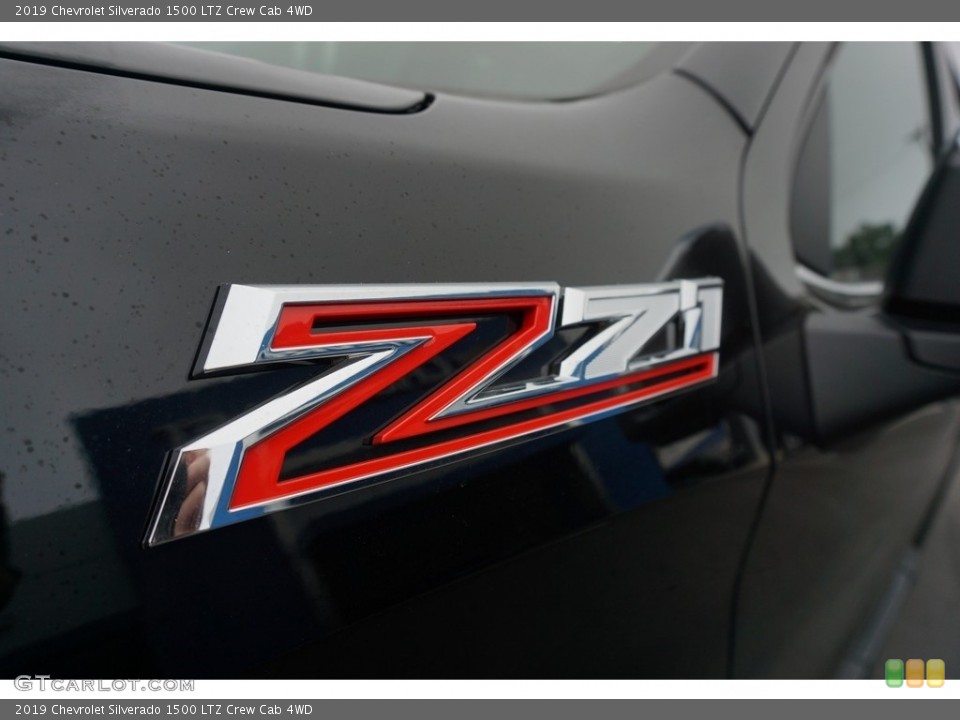 2019 Chevrolet Silverado 1500 Custom Badge and Logo Photo #129219131