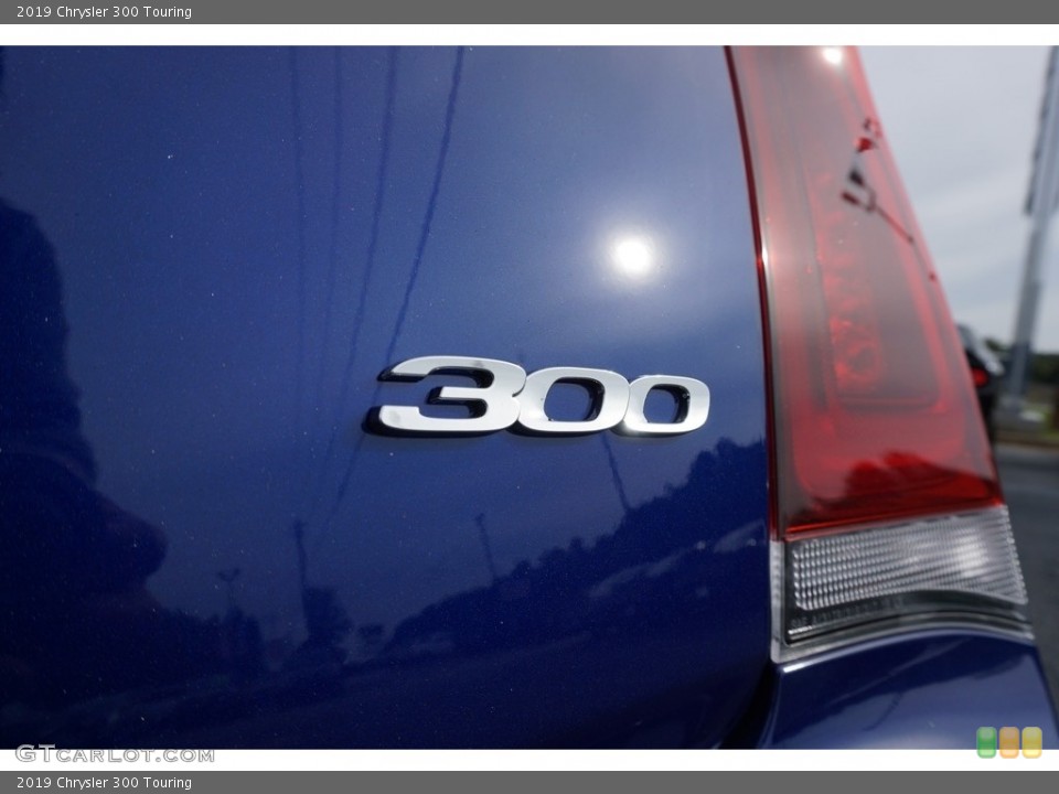 2019 Chrysler 300 Custom Badge and Logo Photo #130056917