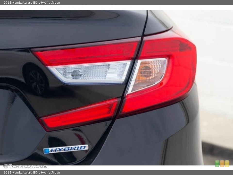 2018 Honda Accord Badges and Logos