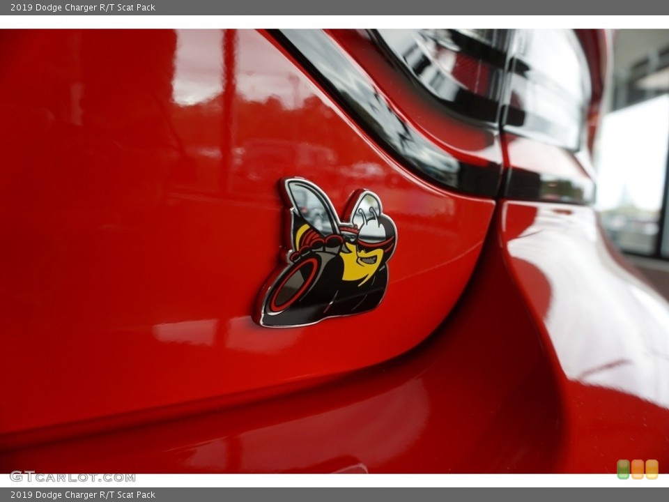 2019 Dodge Charger Badges and Logos